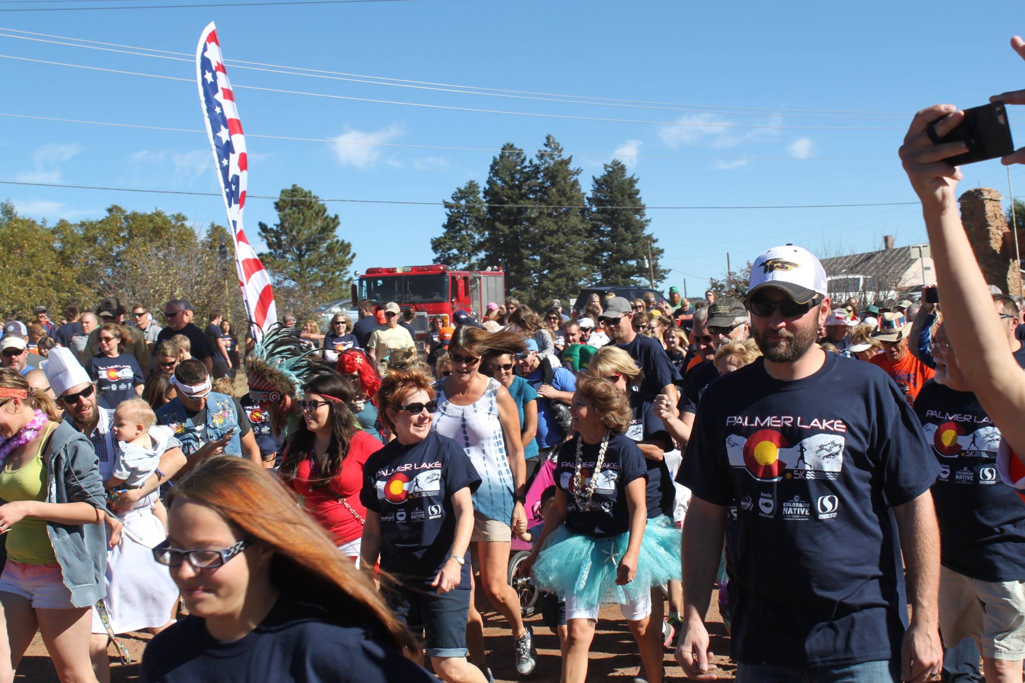 The crowd at the .5K starting line
